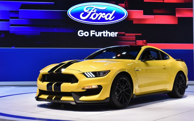 Want a Ford Shelby GT350R Mustang? Get in Line - A Very Short Line