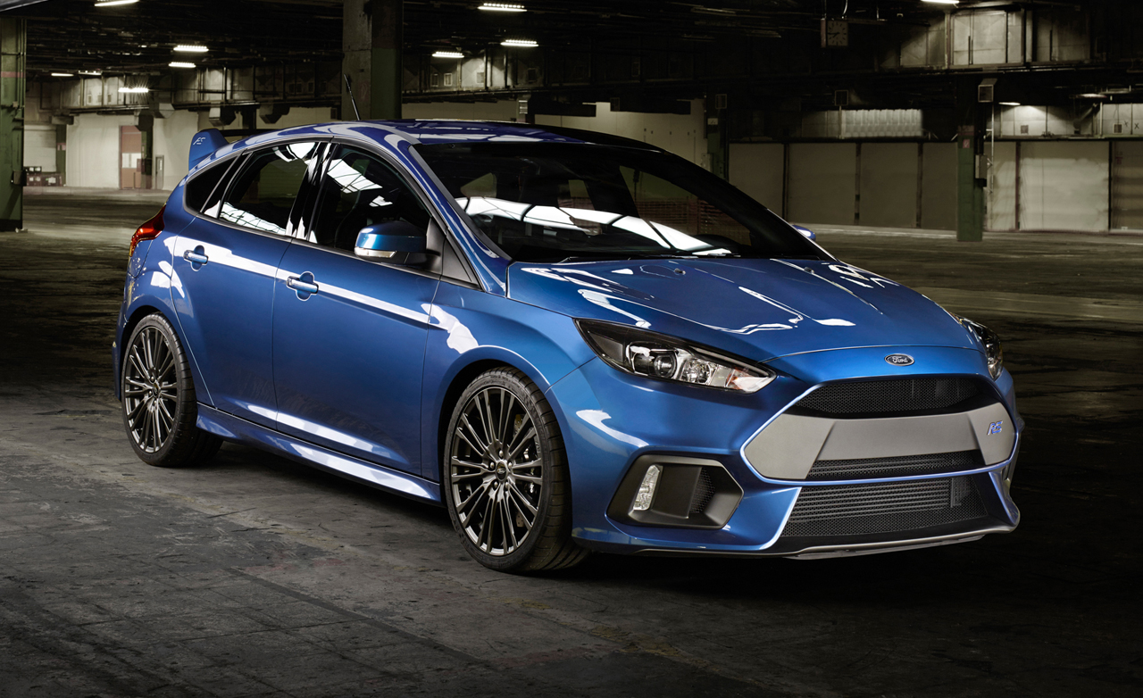 2016 Ford Focus (RS) on Speed