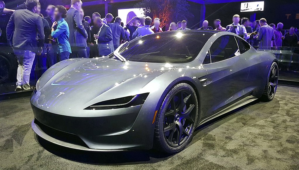Tesla Revives Roadster